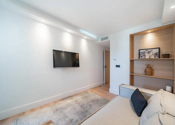 Magnifique 3 Pieces A * كان