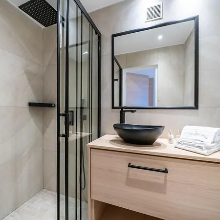 Apartament Magnifique 3 Pieces A *